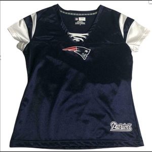 New England Patriots NFL Team Apparel Embroided Women's T-Shirt Blue (Size: XL)